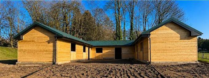 Equestrian Stables Rebuild: photo 5